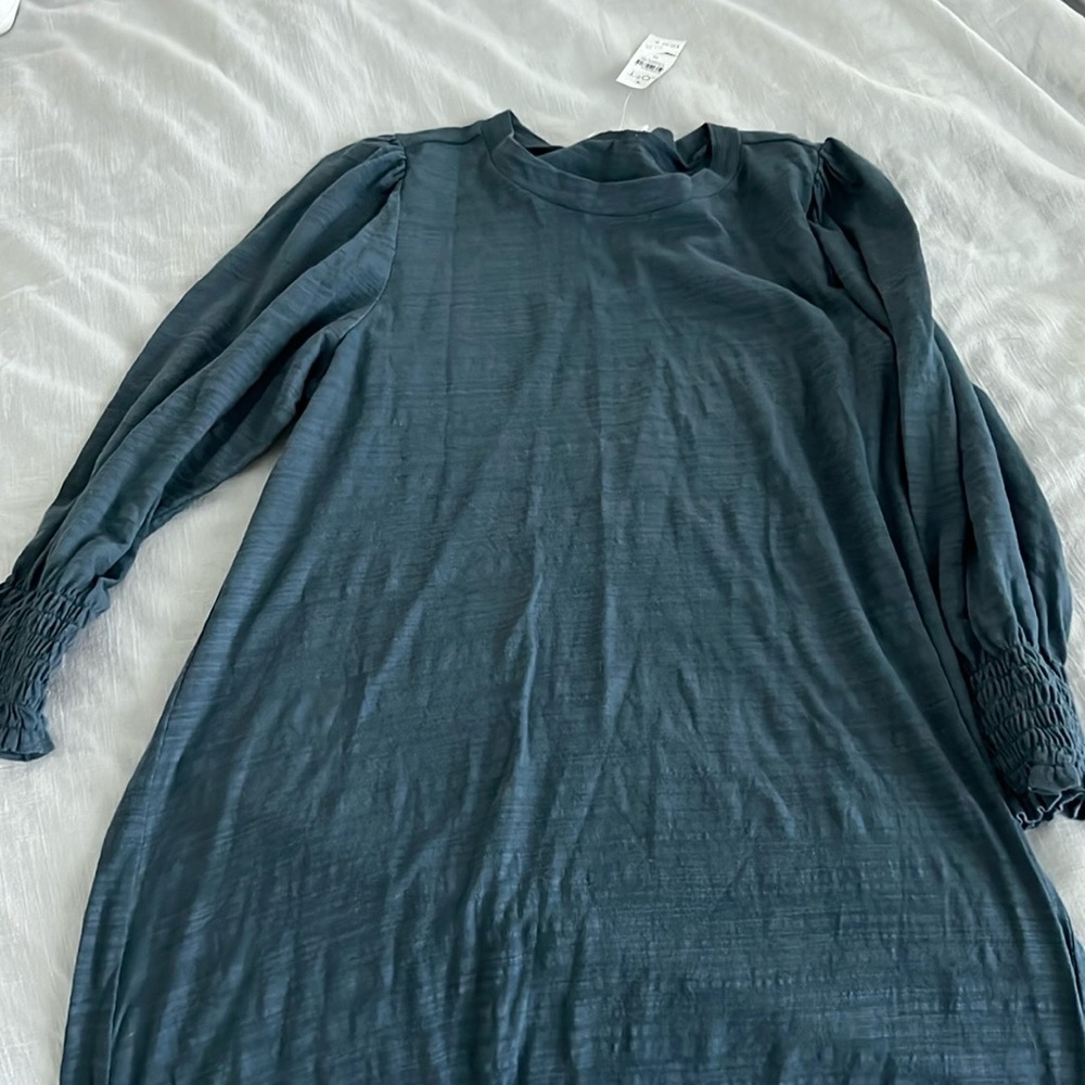 Loft Dress MIDI Length long sleeve